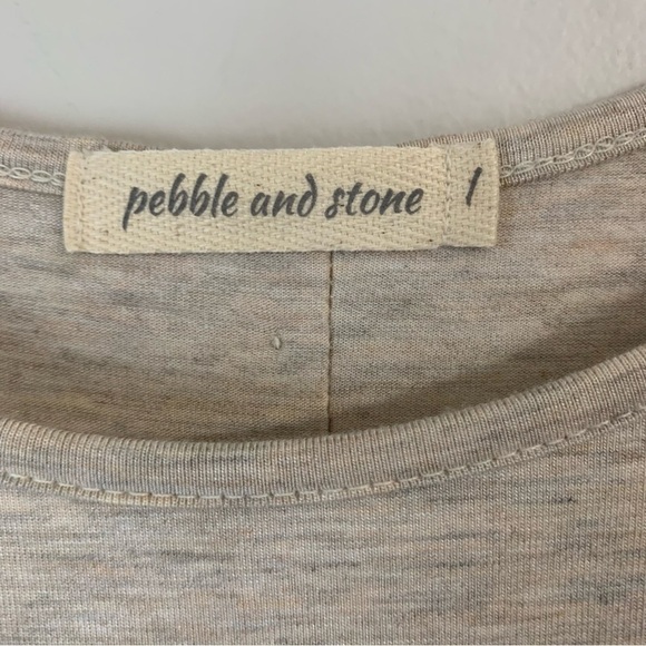 PEBBLE and Stone Beige Top Peplum Button Back Size Large - Picture 4 of 8